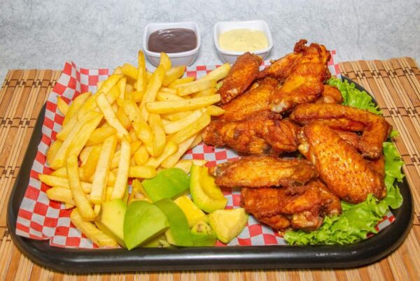 Combo 2 de Alitas Los Maestros del Sabor